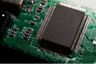 Static and Dynamic Power Integrity Analysis